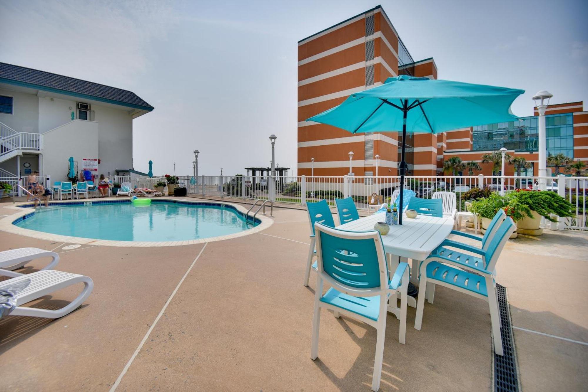 Chic Virginia Beach Retreat - Pool, Steps To Beach Exteriér fotografie